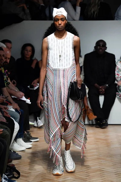 Look 12